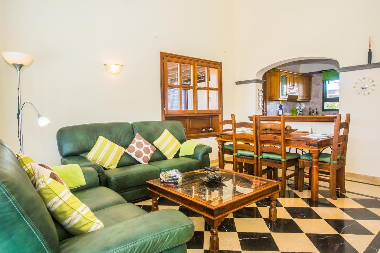 Eslanzarote Villa Eleonor, Super Wifi, Heated Pool, Sat Tv Playa Blanca  Kültér fotó